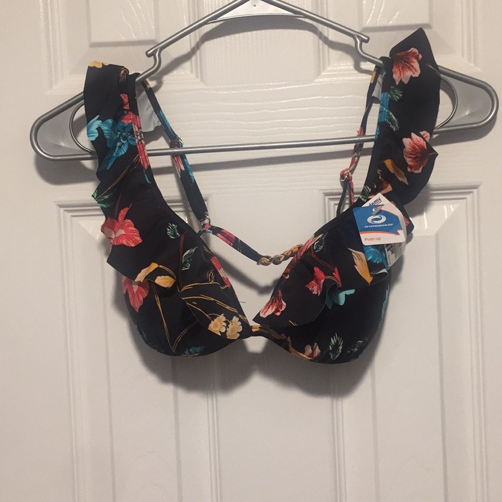 Push up bikini top NWT